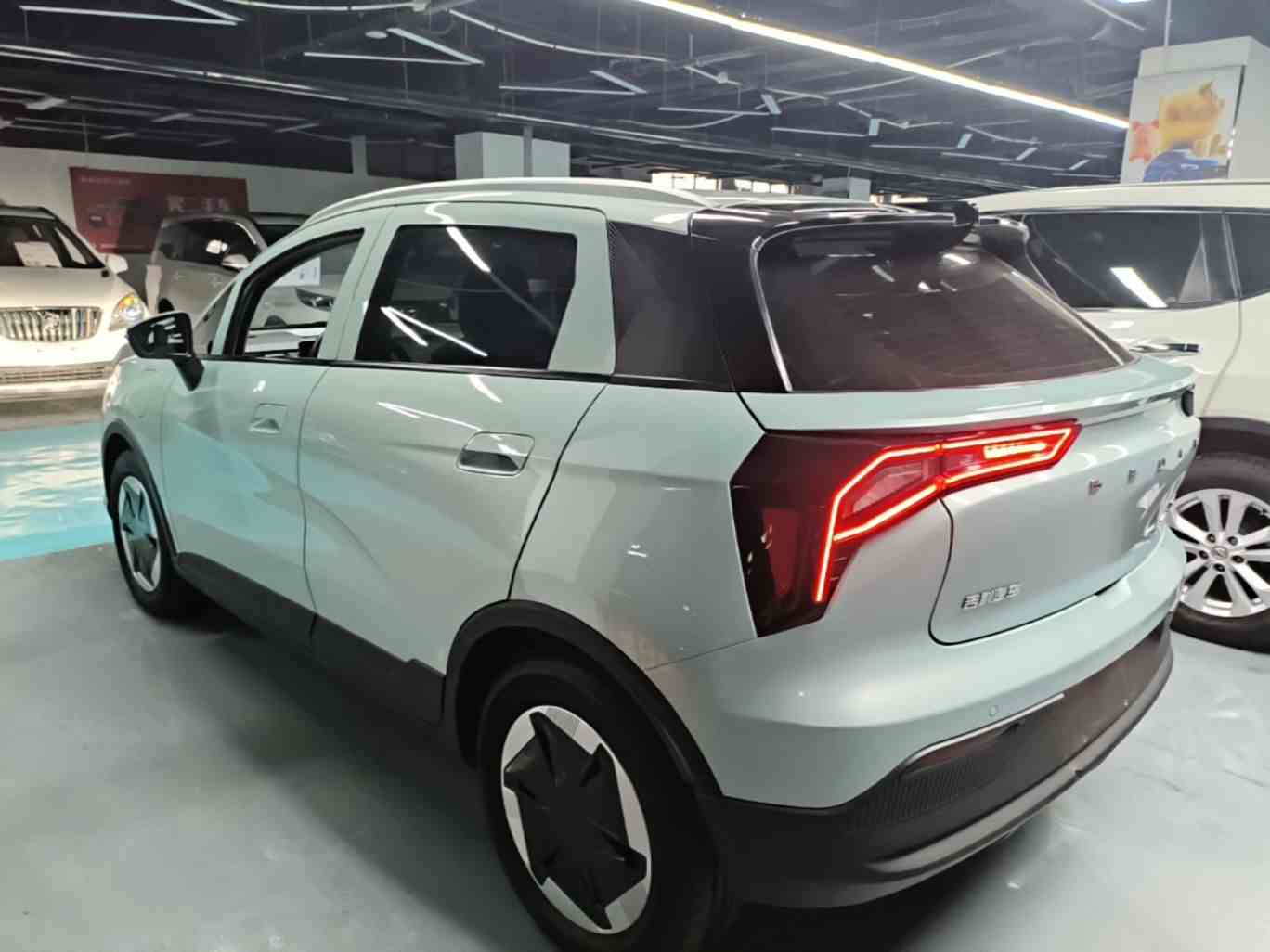 吉利几何E萤火虫 2024款 401km 星光(3)