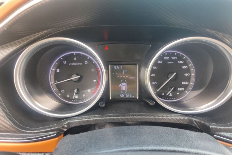 众泰T300 2017款 1.5T CVT尊享型中控内饰14