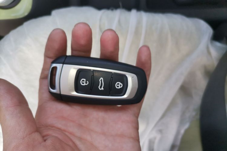 吉利银河 2024款 熊猫mini 200km 耐力熊中控内饰11