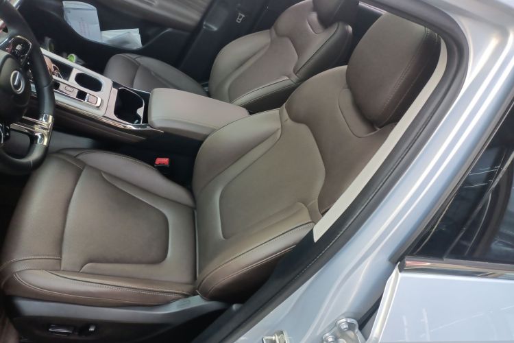 广汽传祺 传祺GS4 2024款 MAX 1.5T 旗舰版局部细节19