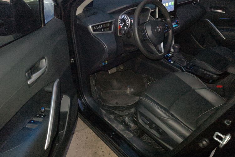 丰田 锋兰达 2022款 2.0L CVT豪华版中控内饰7003