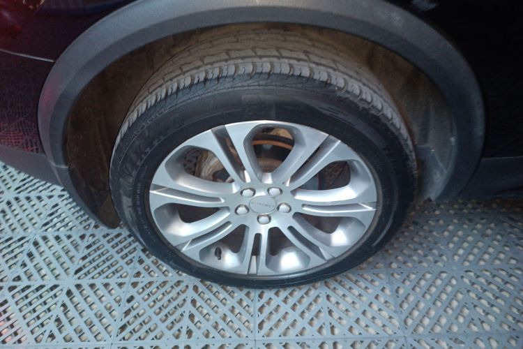 领克01 2019款 2.0T 两驱型Pro版 国VI车身外观6008