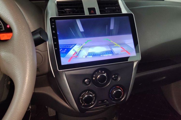 日产 阳光 2015款 1.5XE CVT舒适版局部细节16