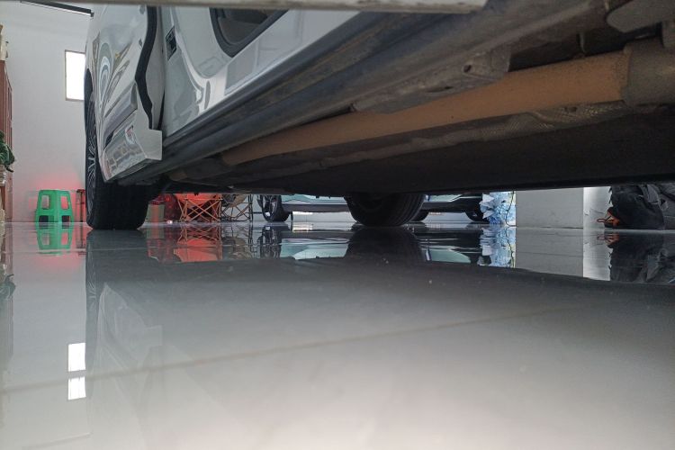 腾势D9 2022款 DM-i 1040 尊贵型局部细节9001