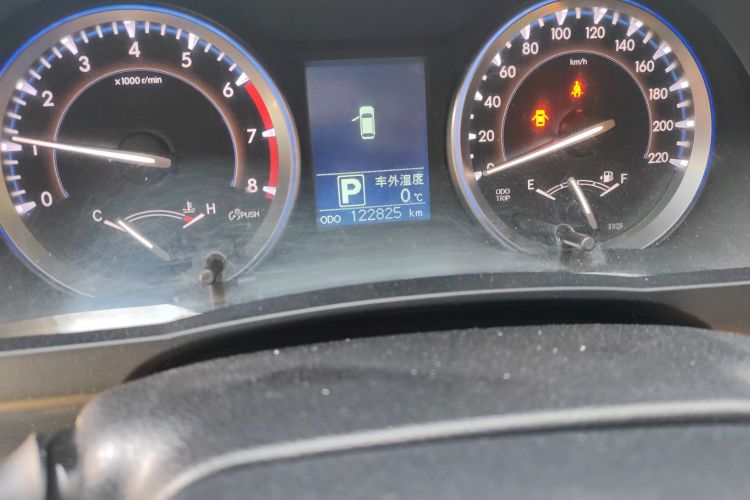 丰田 汉兰达 2017款 2.0T 两驱精英版 5座中控内饰15