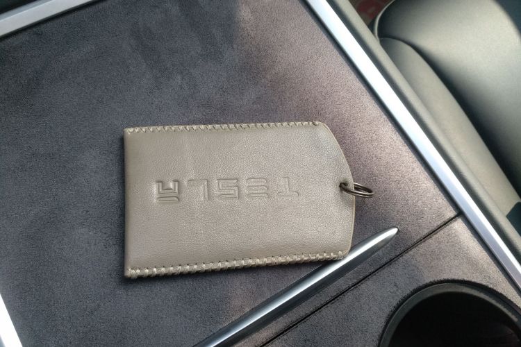 特斯拉 Model Y 2022款 改款 后轮驱动版中控内饰7001