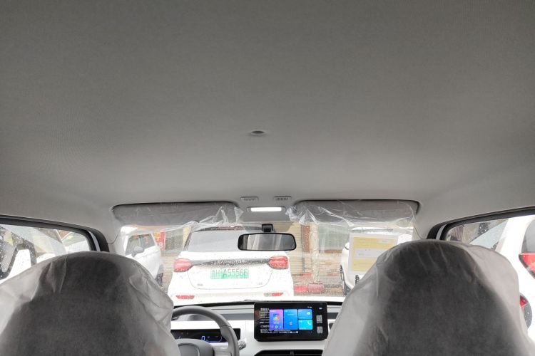 吉利银河 2024款 熊猫mini 200km 耐力熊中控内饰22