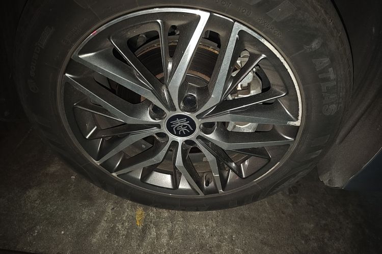 比亚迪 秦PLUS 2021款 DM-i 55KM 旗舰型车身外观6007