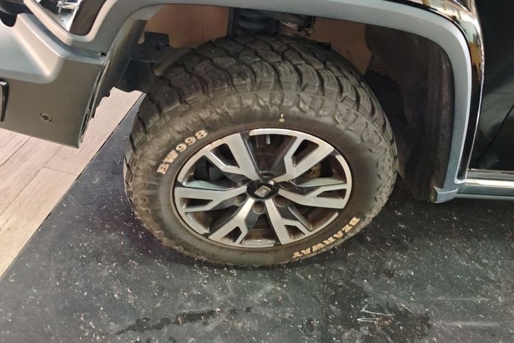 坦克300 2021款 城市版 2.0T 很有型车身外观6007