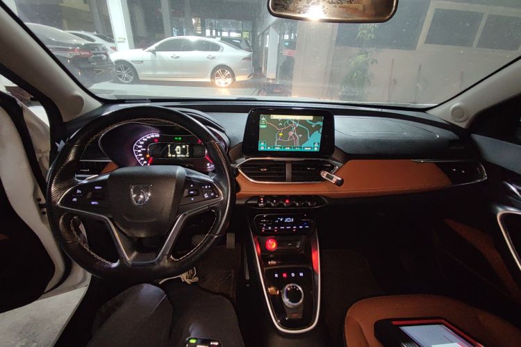 宝骏510 2017款 1.5L 自动豪华型中控内饰12