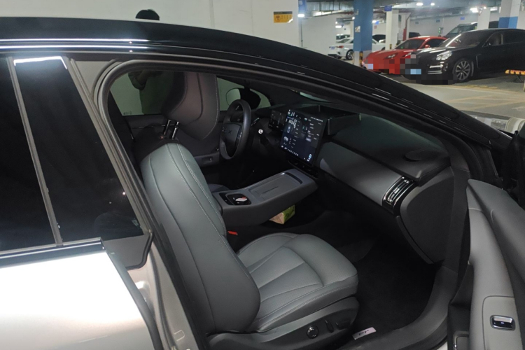 小鹏P7+ 2024款 超长续航 Max局部细节9005