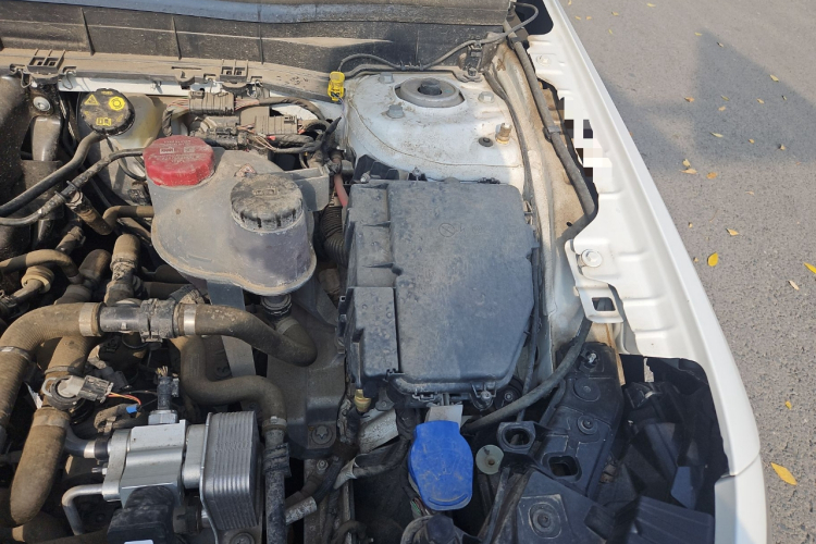 奔驰EQB 2023款 EQB 260局部细节9007