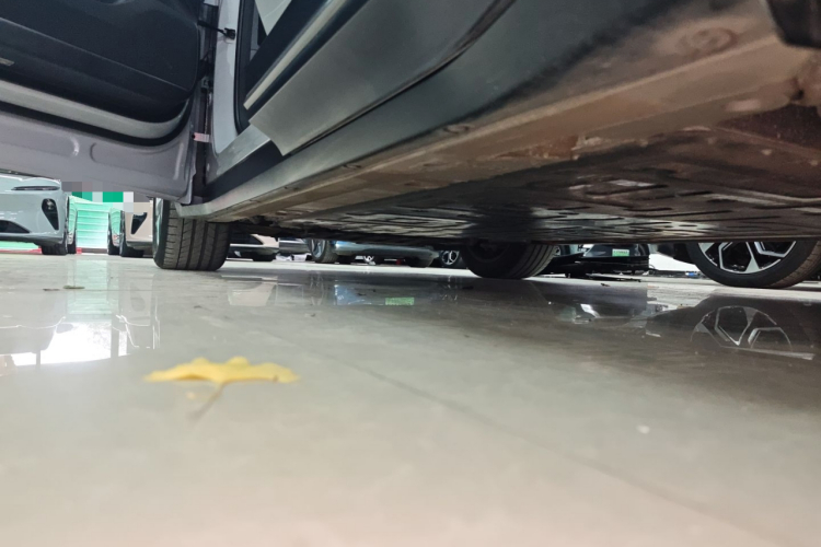 蔚来ES6 2023款 75kWh局部细节9002