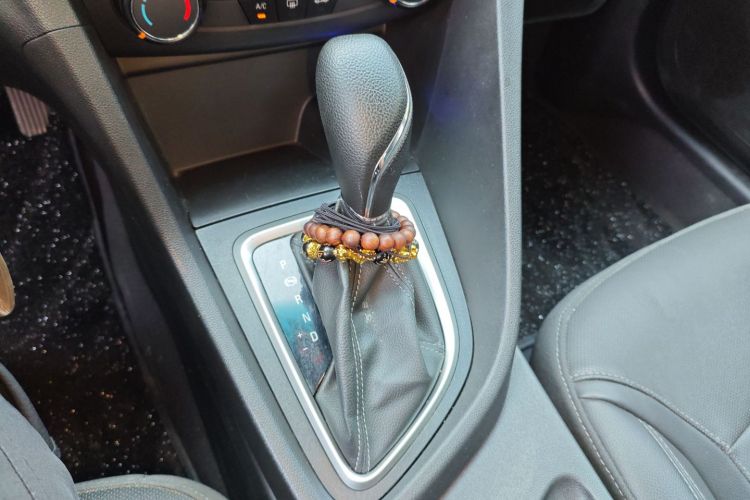 别克 英朗 2021款 改款 典范 1.5L 自动精英型中控内饰18