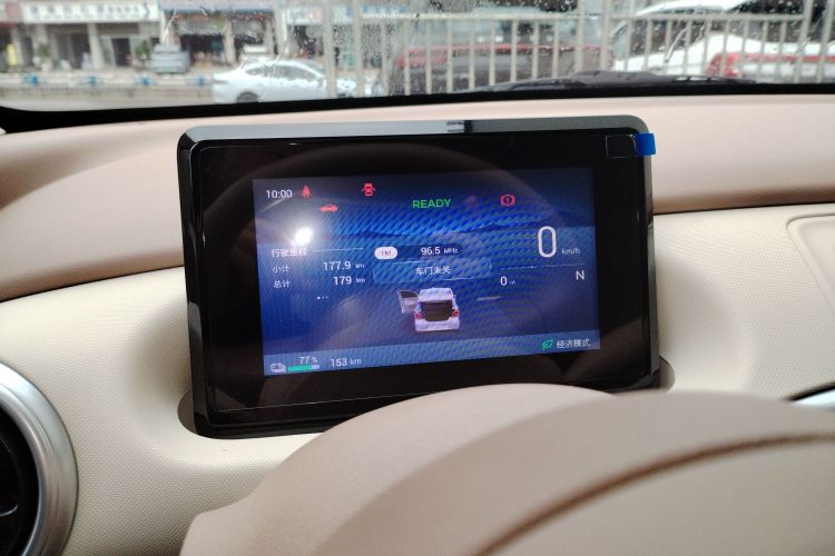 五菱汽车 宏光MINIEV 2025款 四门版 臻享款中控内饰14