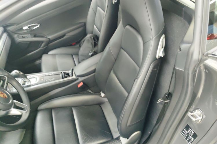 保时捷718 2018款 Cayman 2.0T中控内饰7004