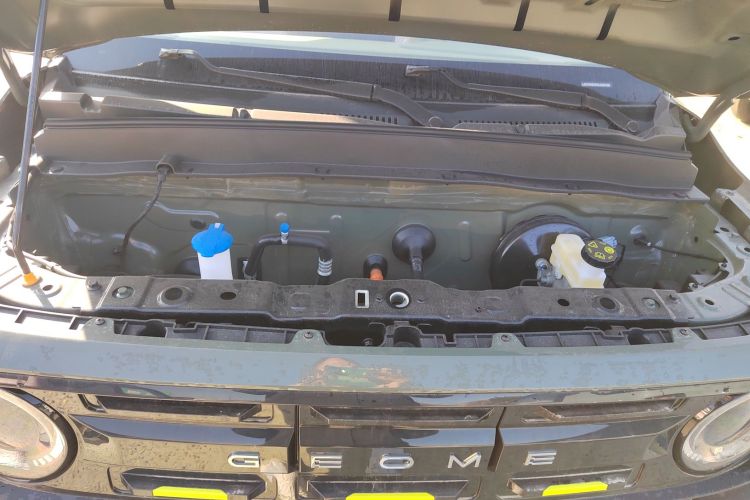 吉利银河 2025款 210km 熊猫骑士机舱底盘24