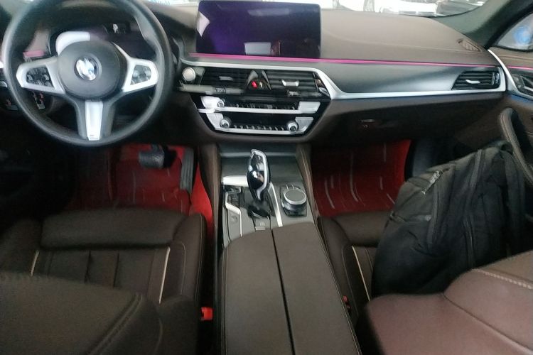 宝马5系新能源 2021款 535Le 先锋版M运动套装中控内饰16