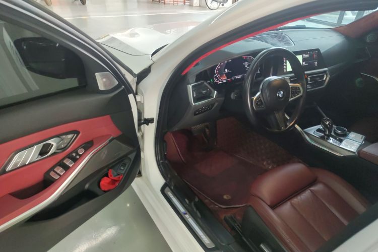 宝马3系 2022款 325Li M运动曜夜套装中控内饰20