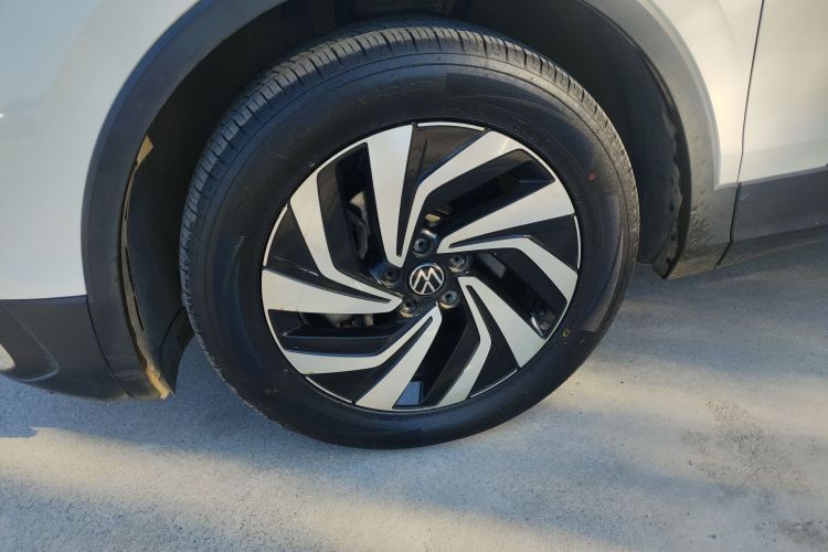 大众 途观L 2022款 330TSI 自动两驱舒享版车身外观6007