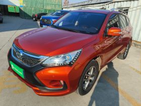 比亚迪 宋 2016款 1.5TI 手动豪华型