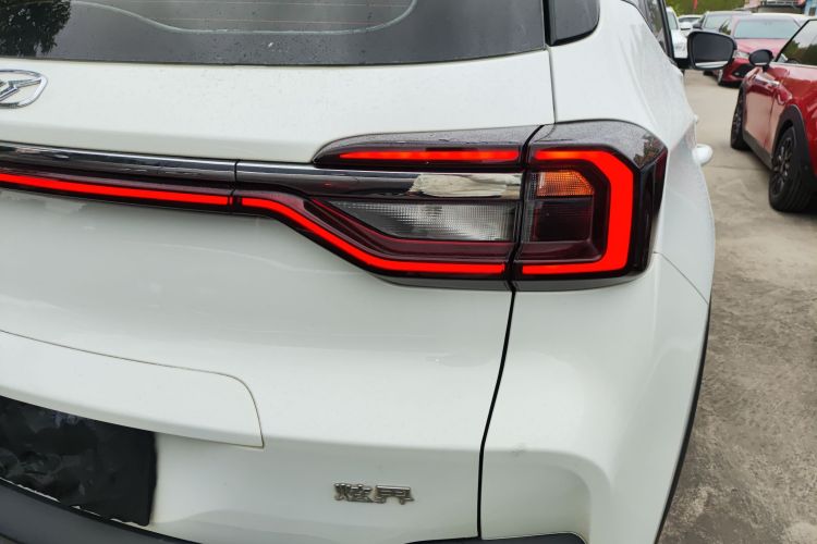 凯翼 炫界 2023款 1.5L CVT优享版车身外观6006