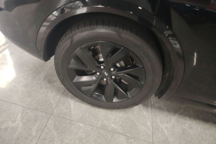 理想汽车 理想L7 2023款 Pro车身外观6008