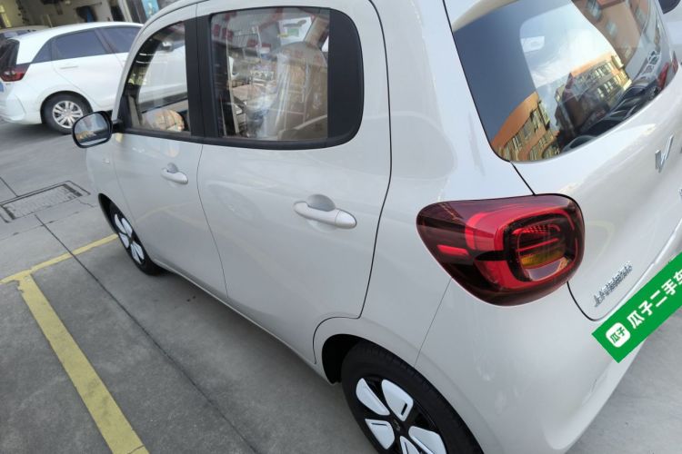 五菱汽车 宏光MINIEV 2025款 四门版 进阶款车身外观6003