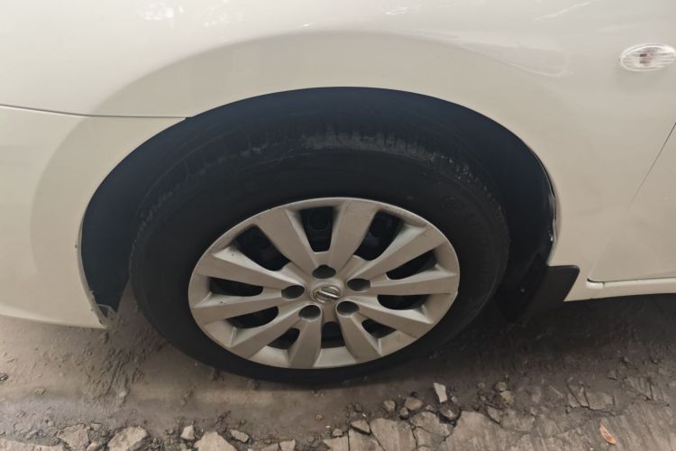 日产 轩逸 2021款 经典 1.6XL CVT豪华版车身外观6007