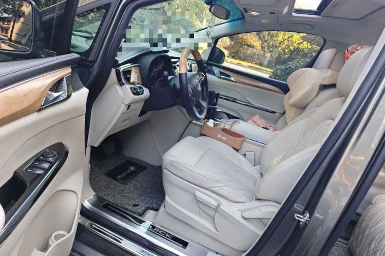 别克GL8 2018款 ES 28T 舒适型 国VI中控内饰20