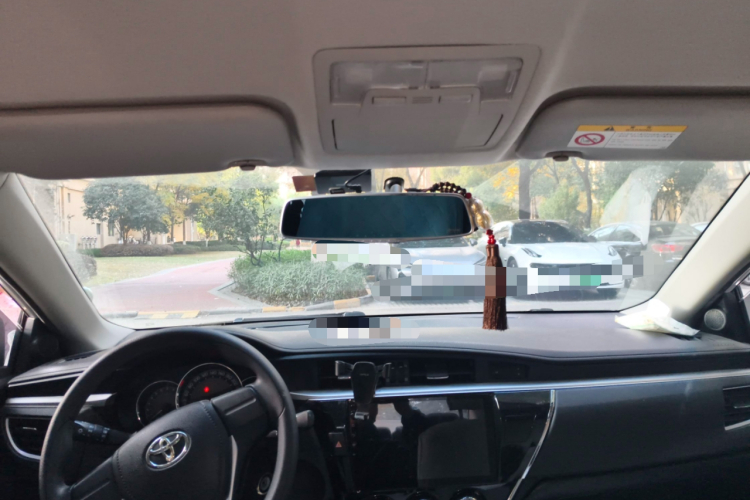 丰田 卡罗拉 2017款 改款 1.6L S-CVT GL中控内饰22