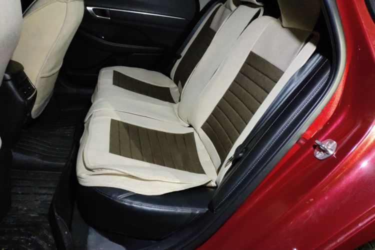 现代 索纳塔 2020款 270TGDi DCT GL领先版中控内饰21