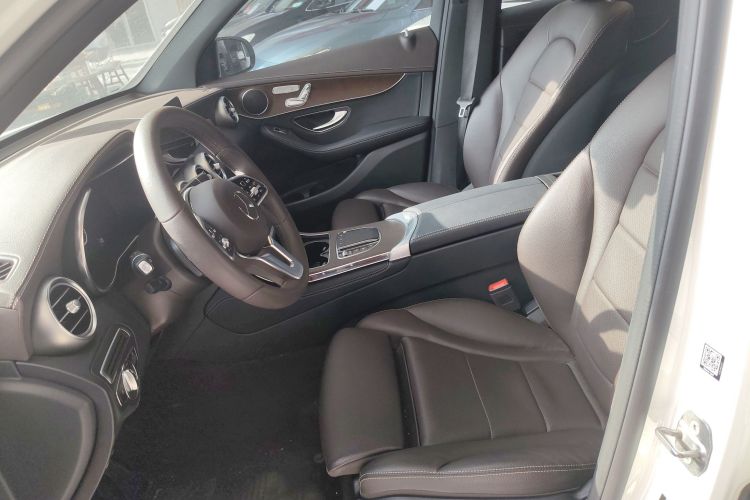 奔驰GLC 2020款 改款 GLC 260 L 4MATIC 豪华型局部细节19
