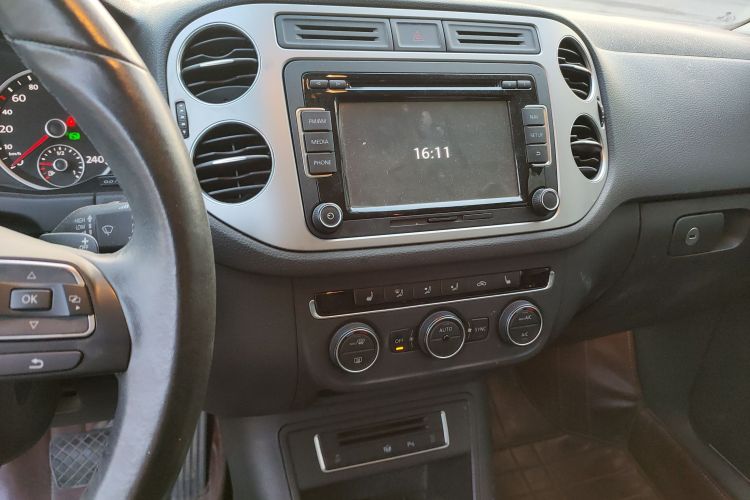 大众 途观 2015款 2.0TSI 自动四驱旗舰版中控内饰16