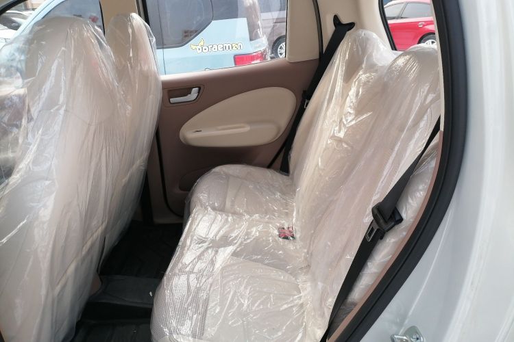 五菱汽车 宏光MINIEV 2025款 四门版 进阶款中控内饰21