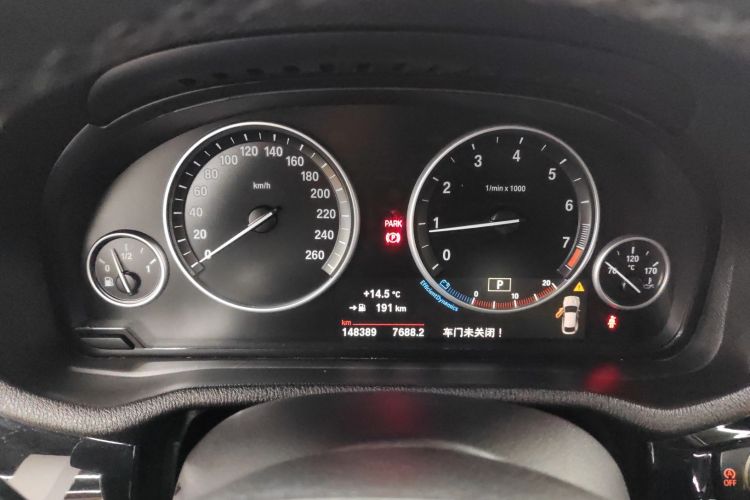 宝马X4 2014款 xDrive20i X设计套装局部细节14