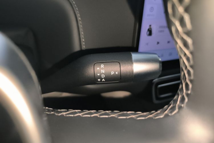 理想汽车 理想L7 2024款 Ultra中控内饰18