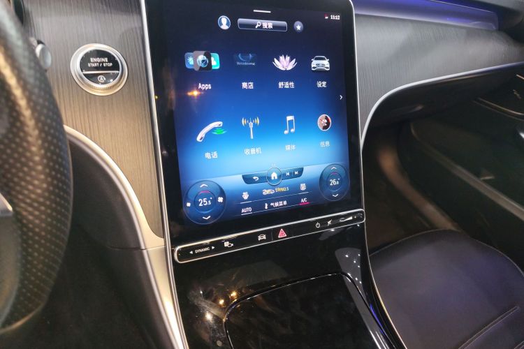 奔驰C级 2022款 改款 C 200 L 运动版中控内饰16