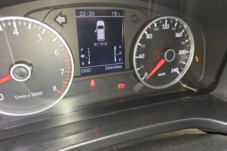 野马汽车 野马T70 2016款 1.8L 手动舒适型中控内饰15