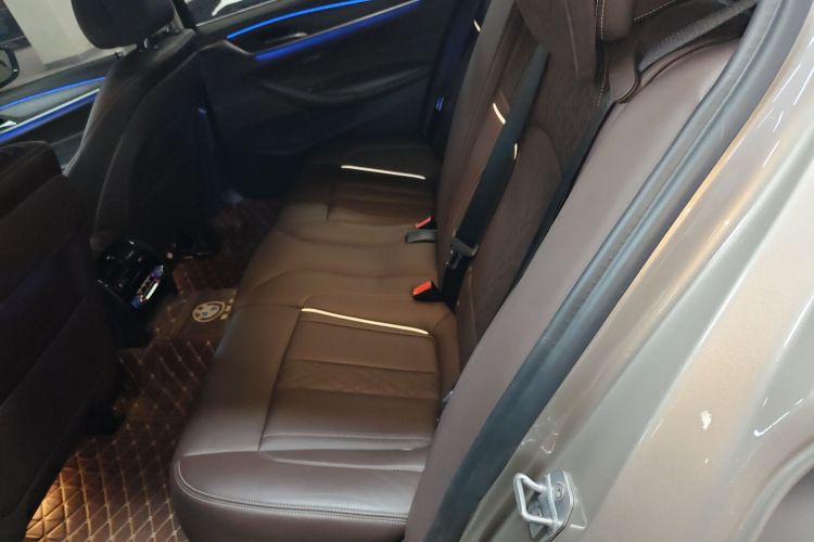 宝马5系新能源 2020款 530Le 豪华套装中控内饰21