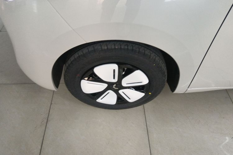 五菱汽车 宏光MINIEV 2025款 四门版 进阶款车身外观6007