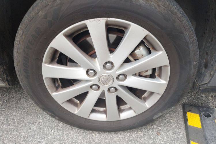 别克GL8 2018款 28T 豪华型 国VI车身外观6007