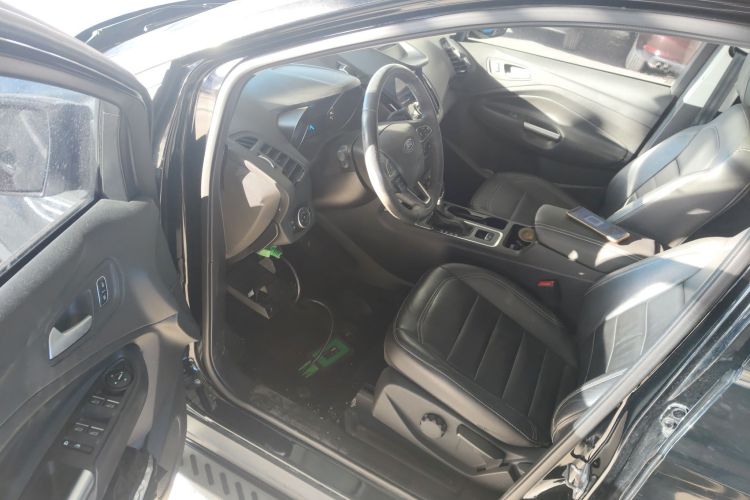 福特 翼虎 2017款 EcoBoost 180 两驱铂翼型中控内饰7003