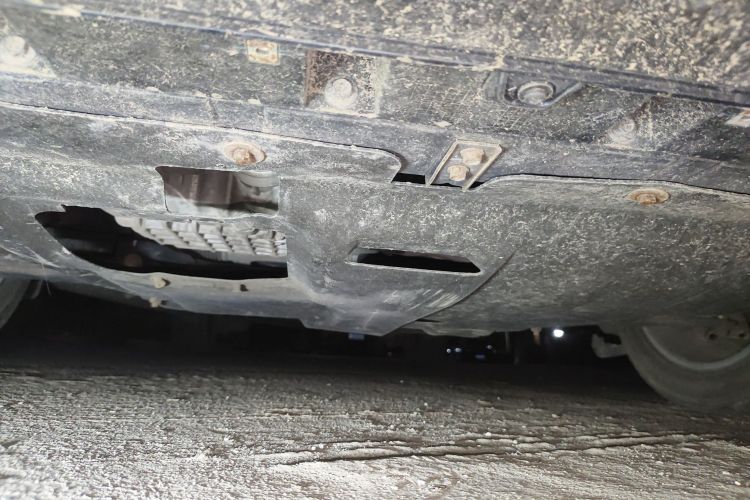 广汽传祺 传祺M6 2021款 270T DCT尊享版（七座）局部细节9008