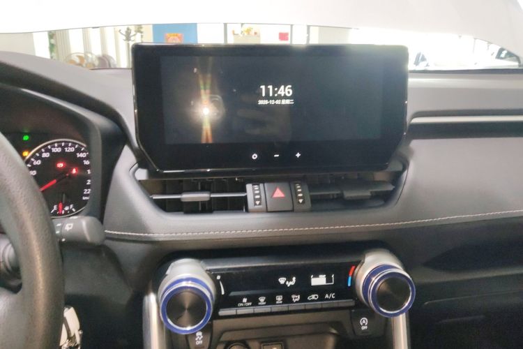 丰田 威兰达 2024款 2.0L CVT两驱领先版中控内饰16