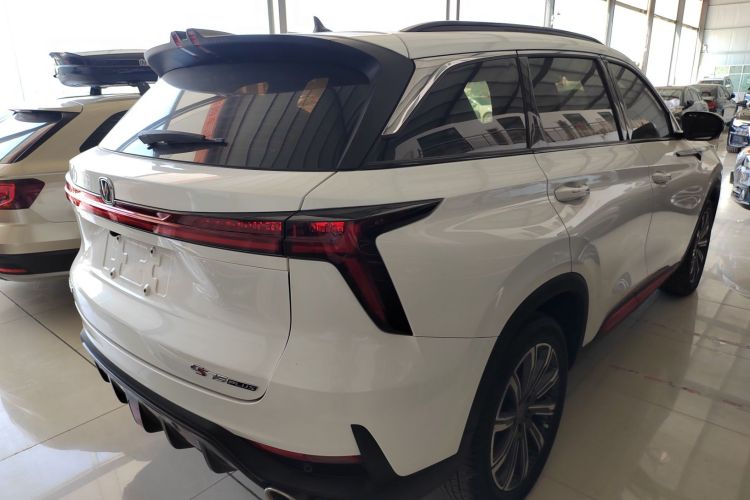 长安CS75 PLUS 2022款 第二代 2.0T 自动尊贵型车身外观6005