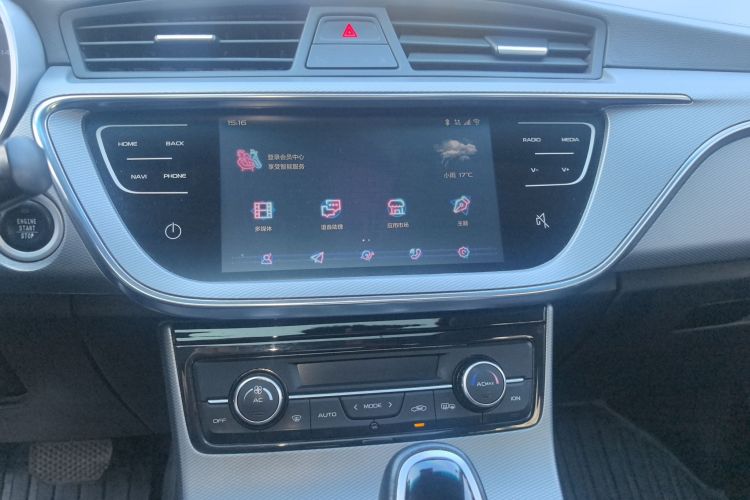 吉利汽车 帝豪GL 2018款 1.4T DCT精英智联型局部细节16