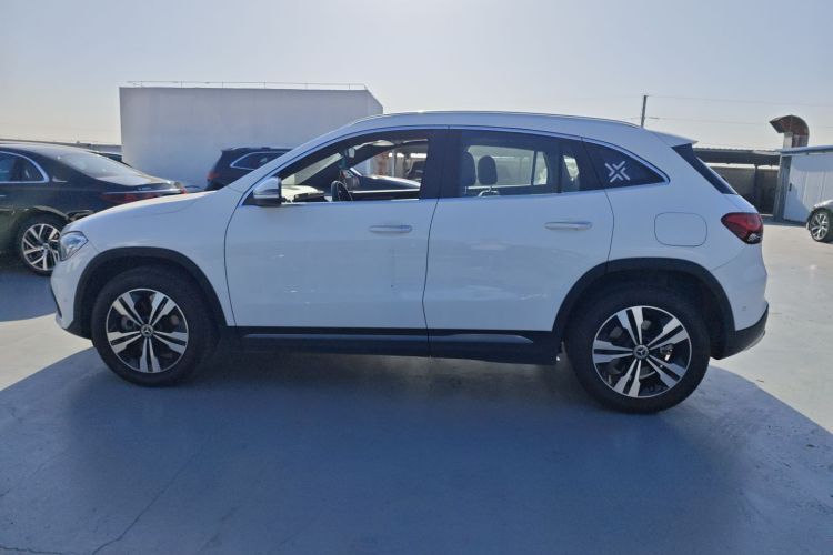 奔驰GLA 2023款 GLA 220车身外观6003