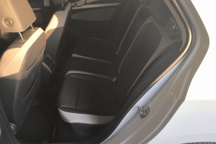 大众 高尔夫 2023款 200TSI DSG Pro中控内饰21