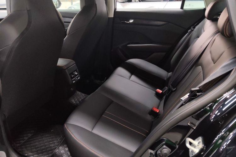 东风风神 奕炫 2025款 1.5L 自动豪华型中控内饰7004